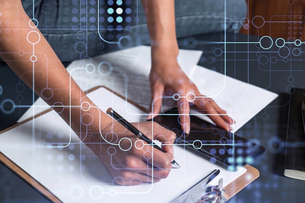 businesswoman-casual-wear-writing-down-some-ideas-using-phone-create-innovative-software-provide-completely-new-hightech-service-close-up-shot-hologram-tech-graphs-concept-dev-team